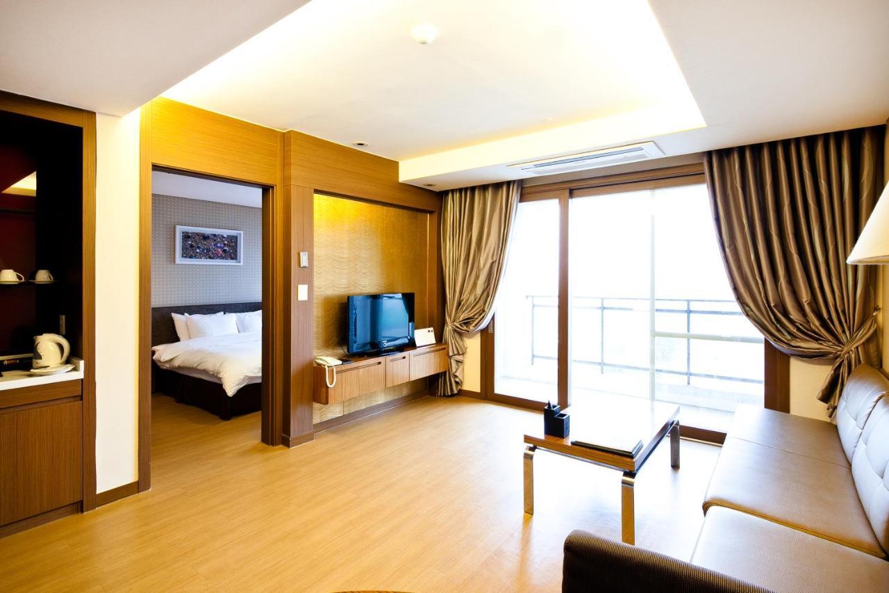 Hotel Sono Belle Byeonsan Buan Zewnętrze zdjęcie